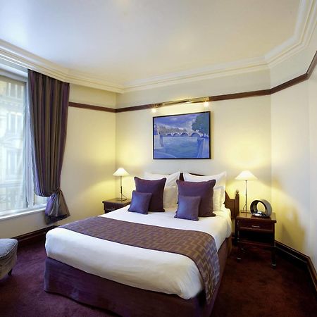 Hotel Pont Royal Παρίσι Εξωτερικό φωτογραφία A room at the hotel