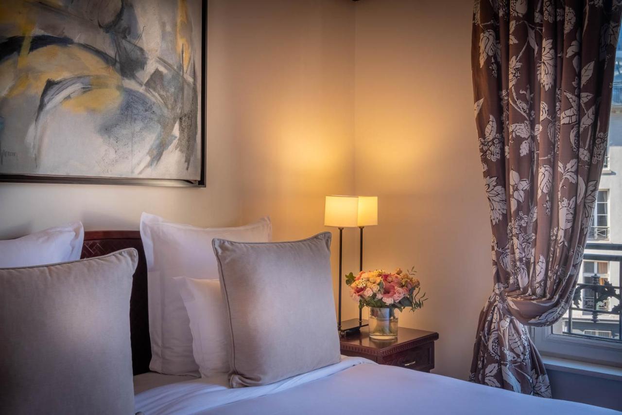 Hotel Pont Royal Παρίσι Εξωτερικό φωτογραφία A bedroom at the hotel