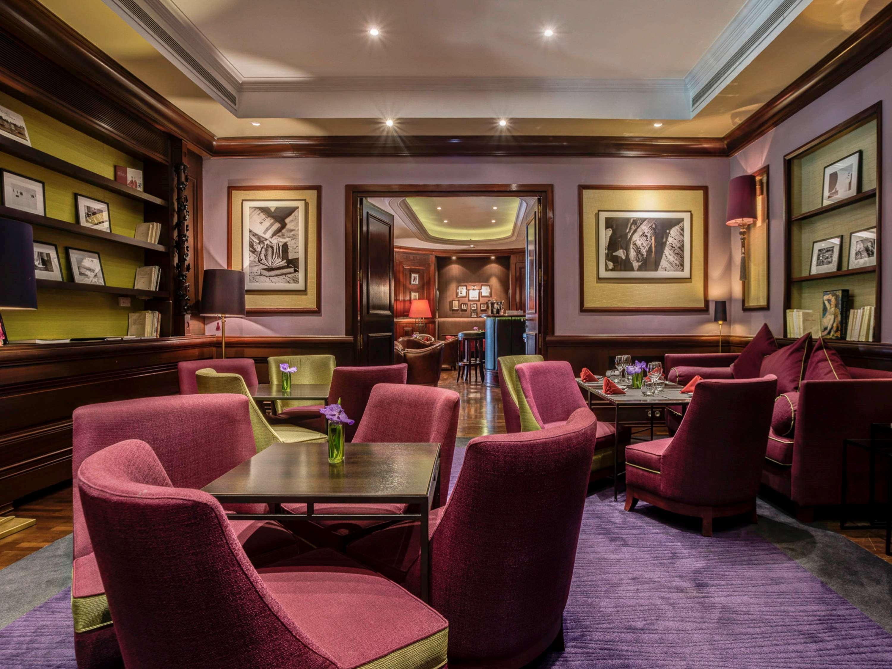 Hotel Pont Royal Παρίσι Εξωτερικό φωτογραφία The Library at The Dorchester
