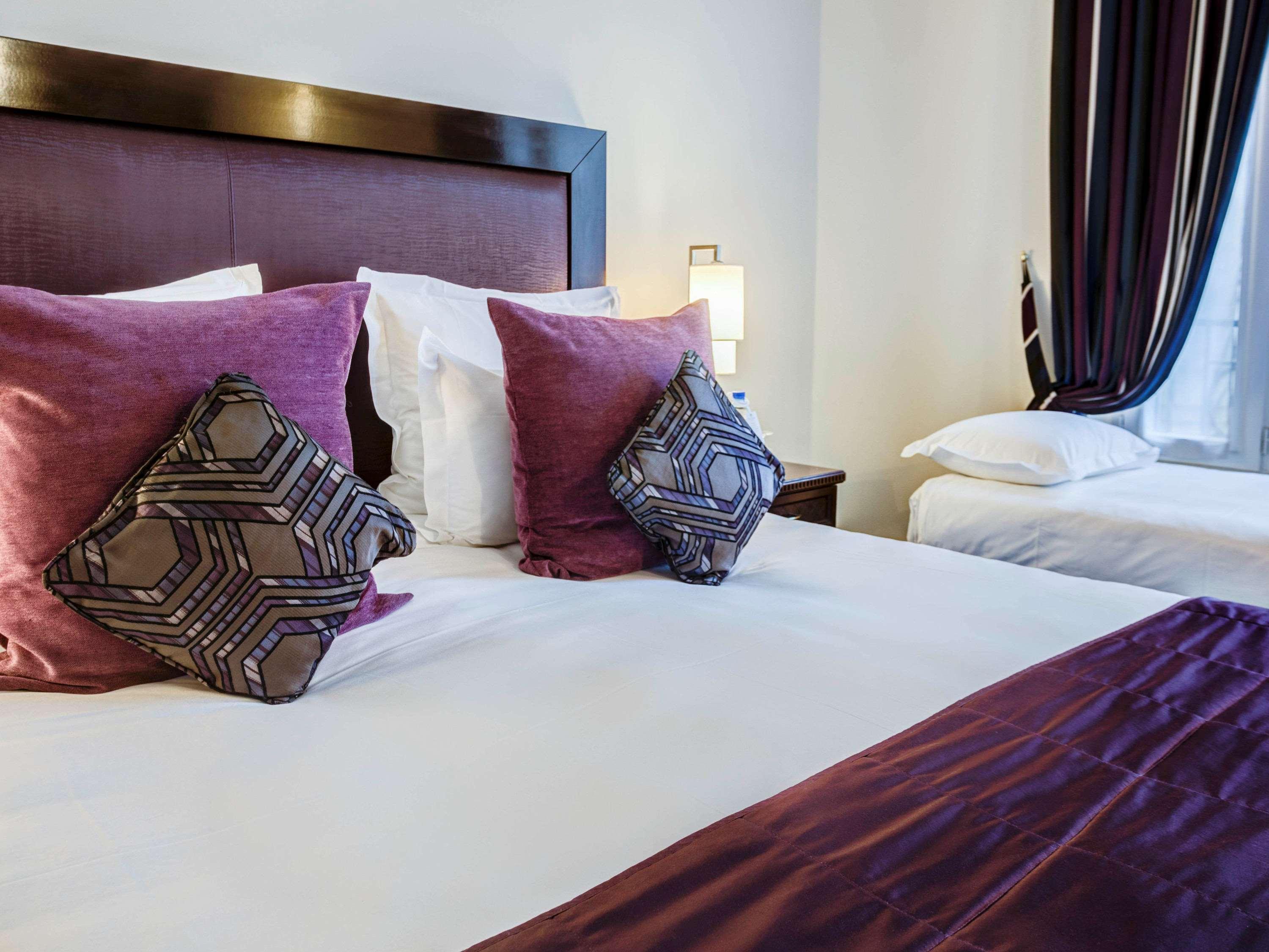 Hotel Pont Royal Παρίσι Εξωτερικό φωτογραφία A bedroom at the hotel